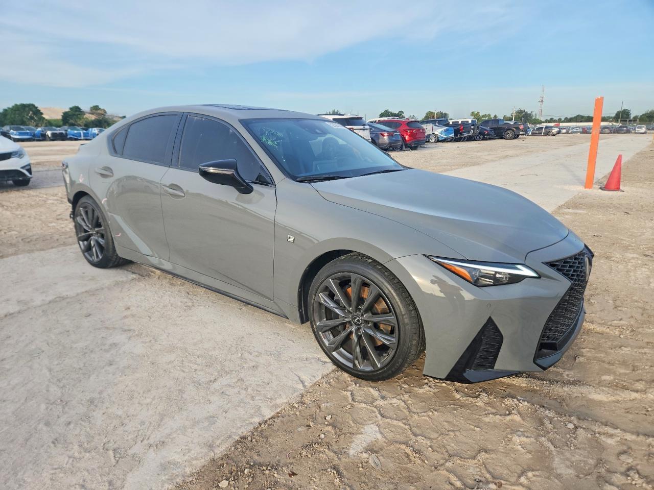 2025 LEXUS IS 350