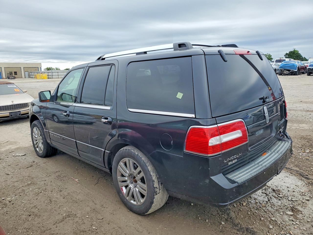 2010 LINCOLN Navigator