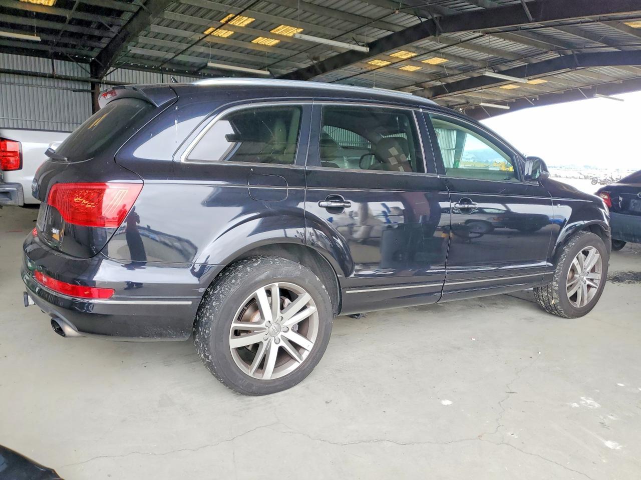 2015 AUDI Q7