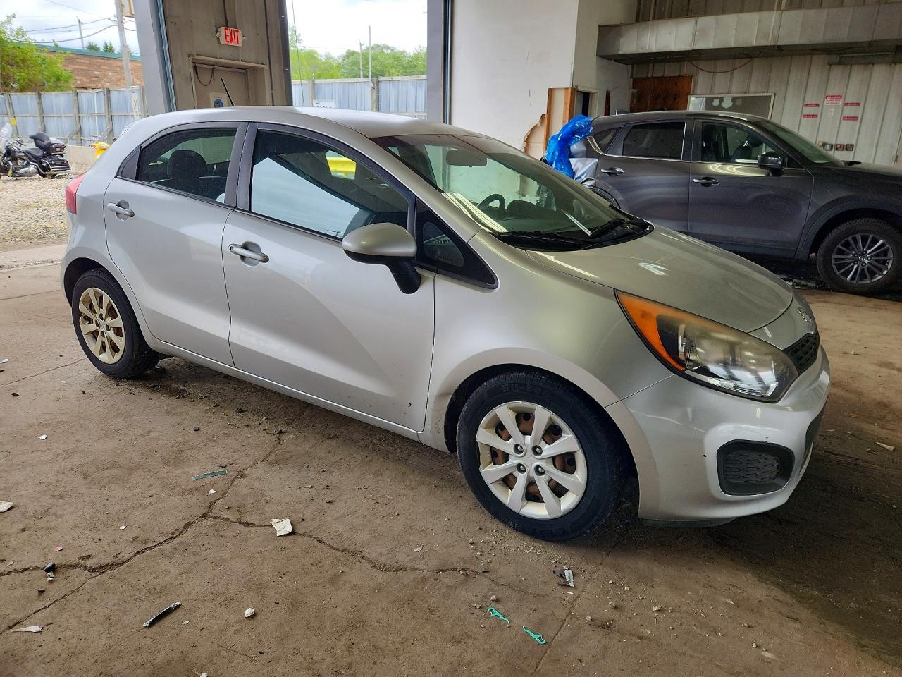 2014 KIA RIO