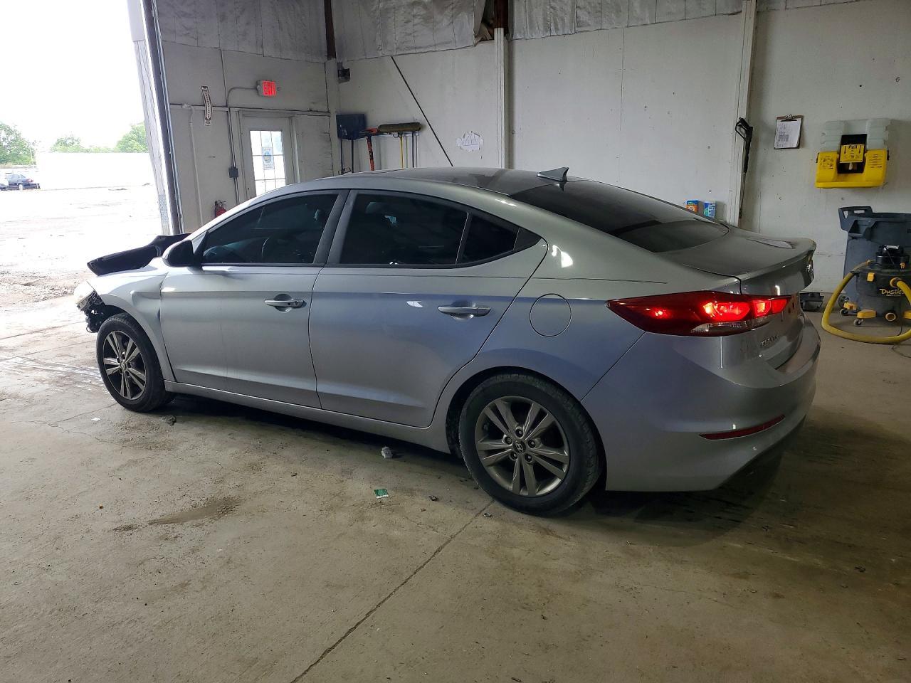 2017 HYUNDAI ELANTRA