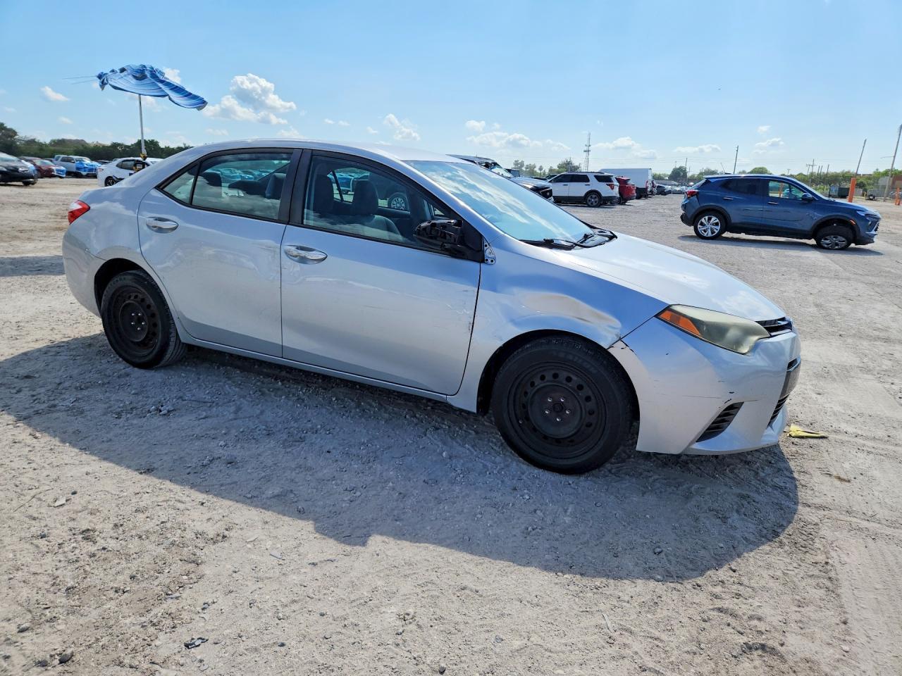 2015 TOYOTA COROLLA