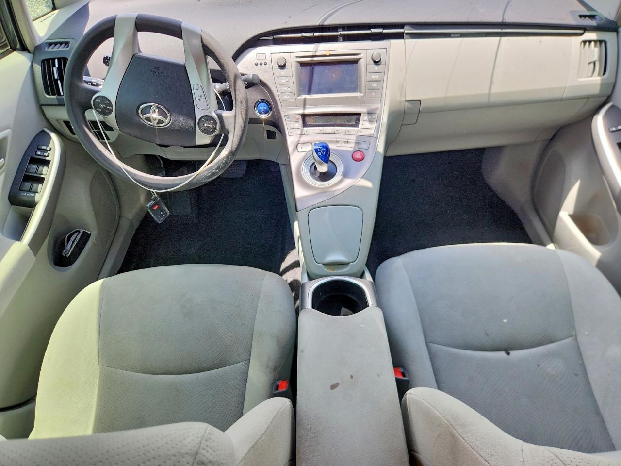 2015 TOYOTA PRIUS