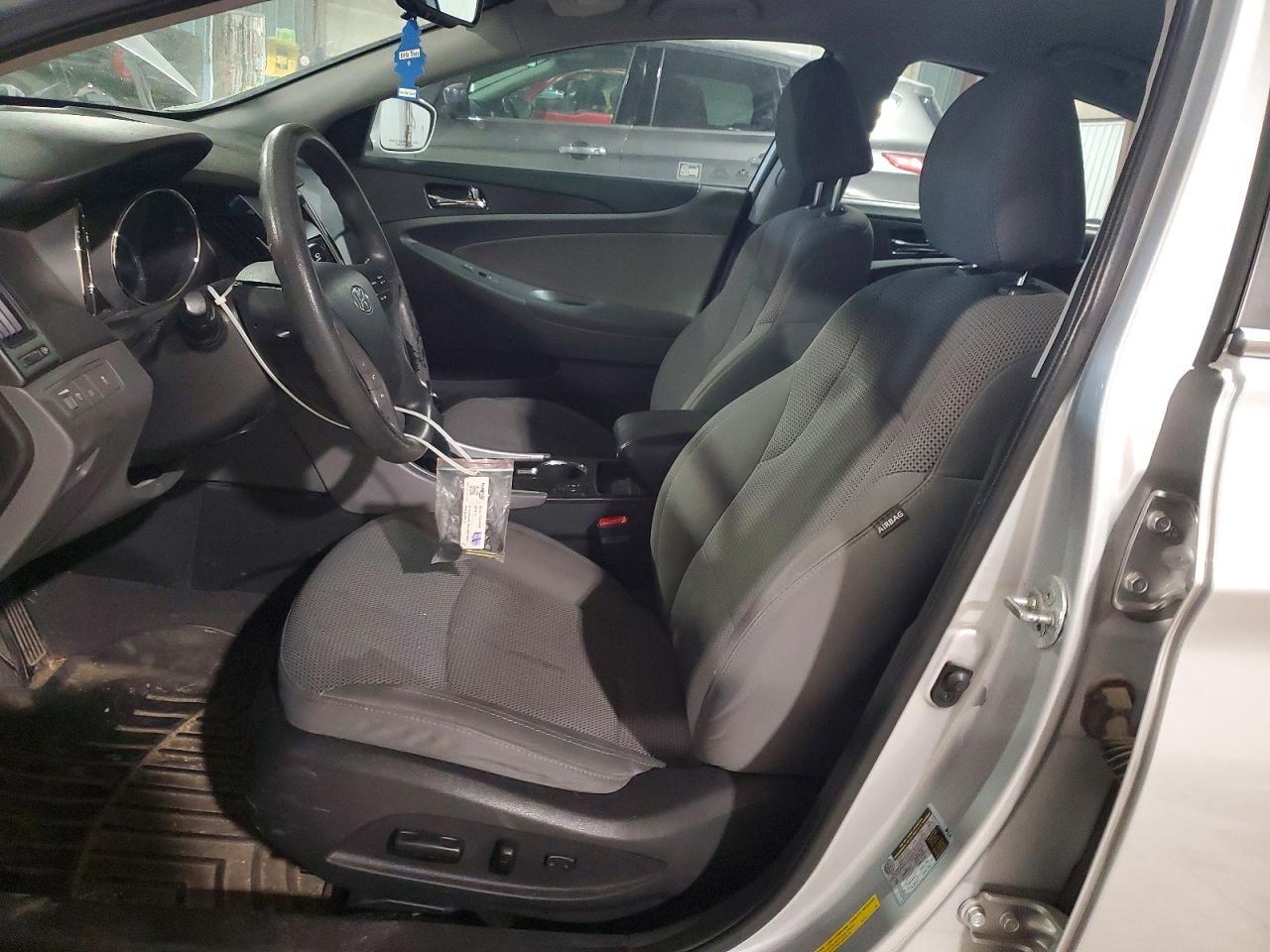 2013 HYUNDAI SONATA