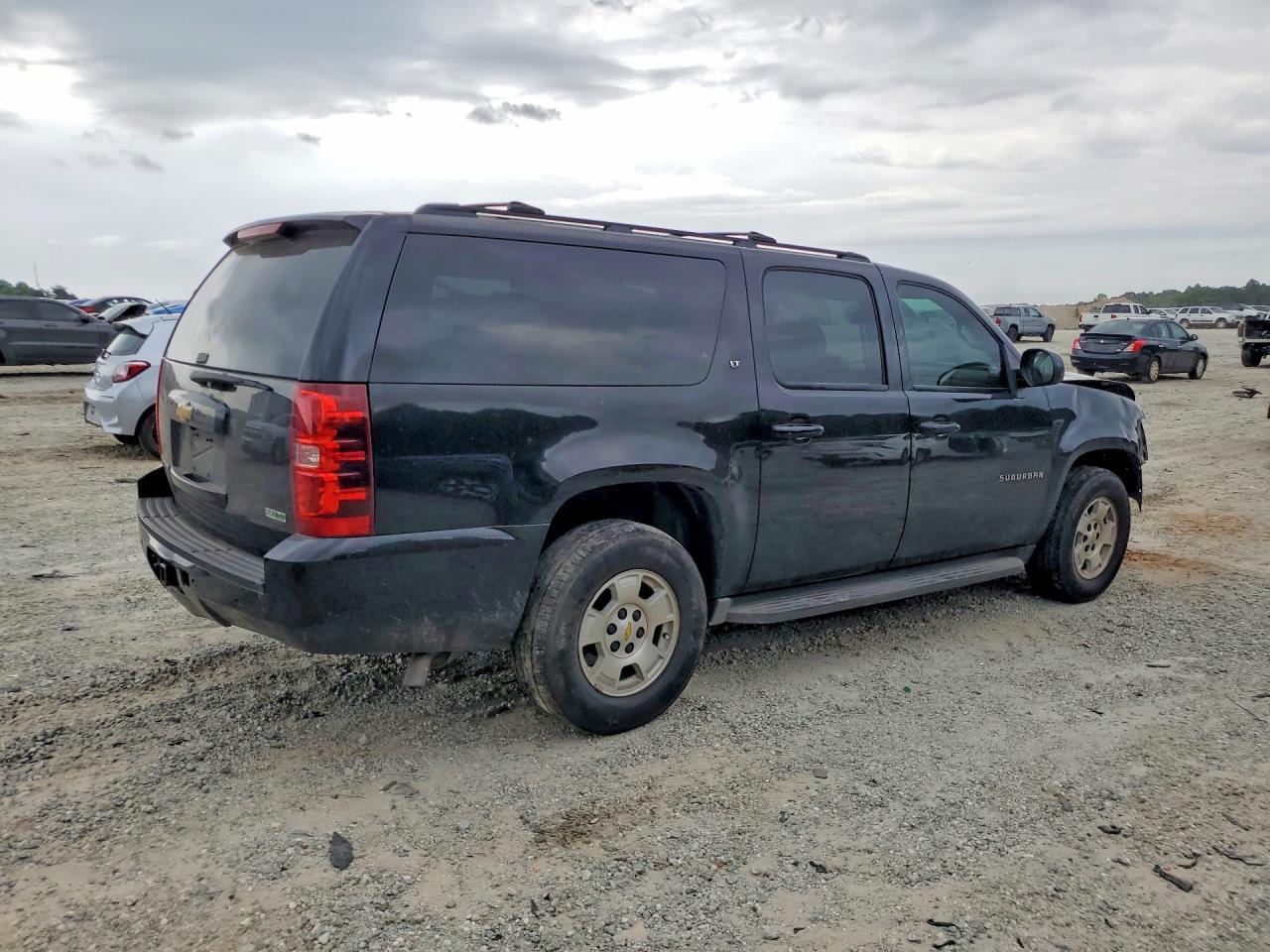 2011 CHEVROLET Suburban