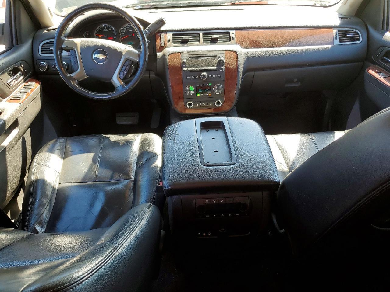 2012 CHEVROLET Suburban