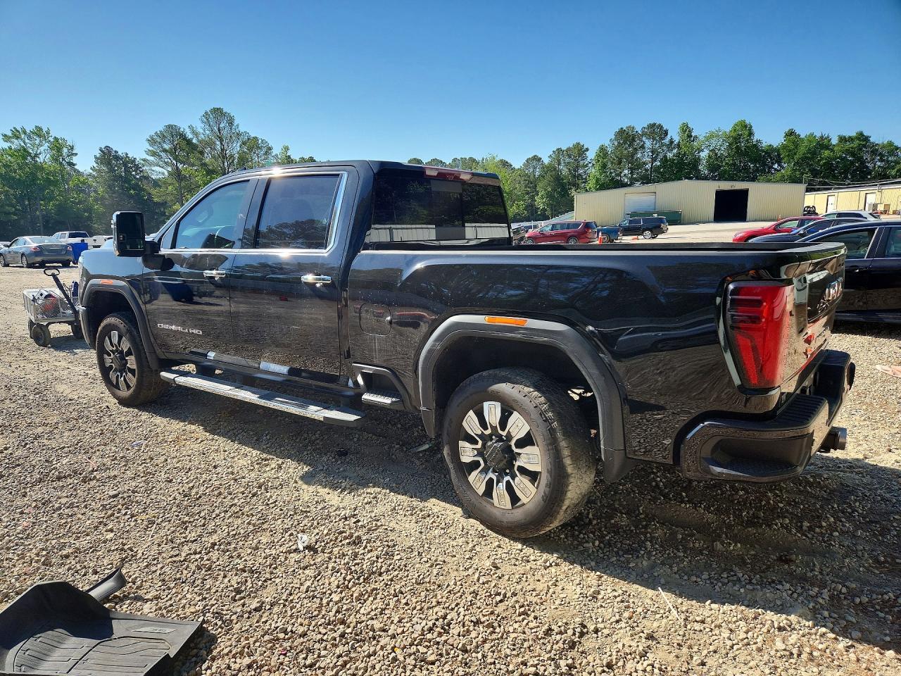 2025 GMC Sierra