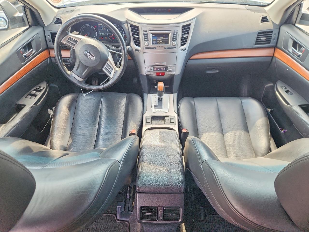 2013 SUBARU Outback