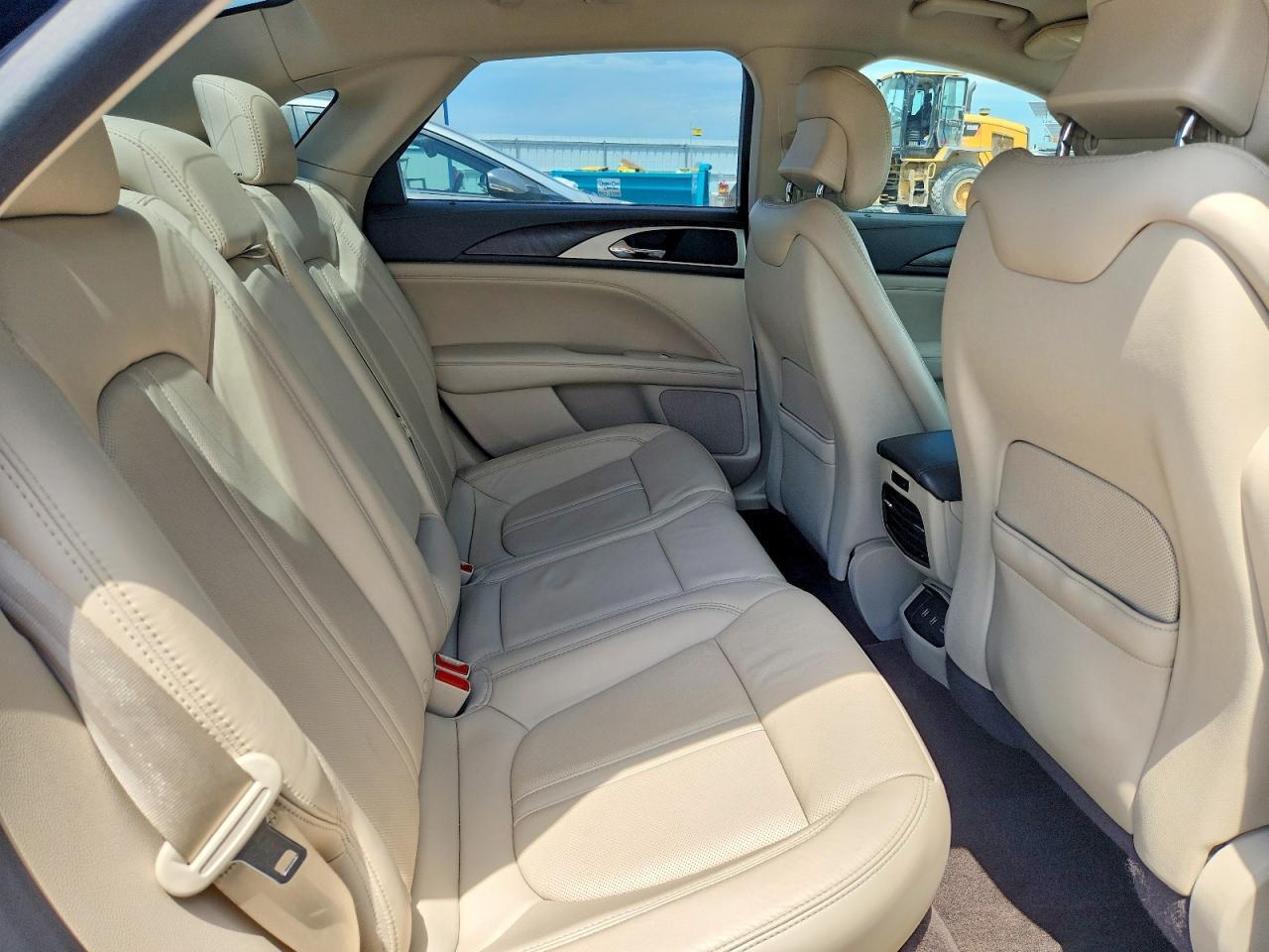 2017 LINCOLN MKZ