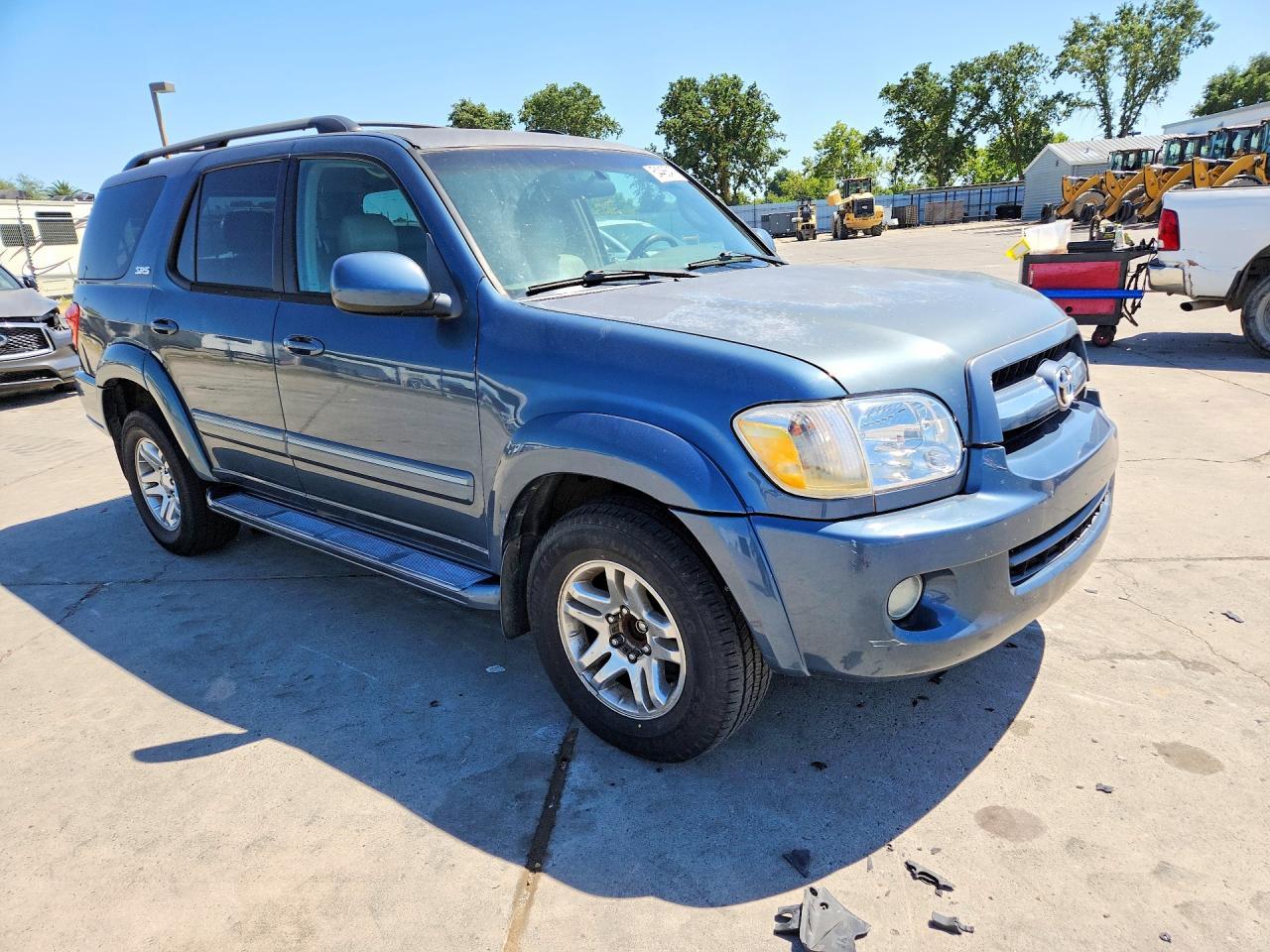 2005 TOYOTA Sequoia