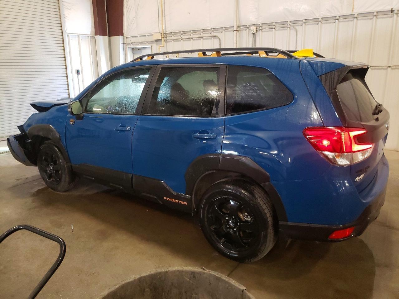 2023 SUBARU FORESTER