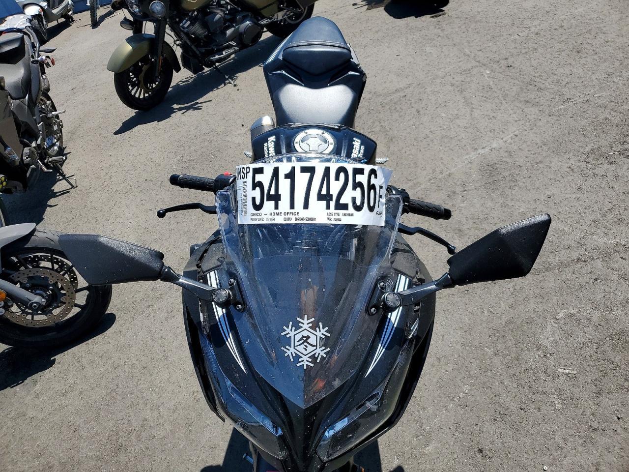 2017 KAWASAKI Ex300