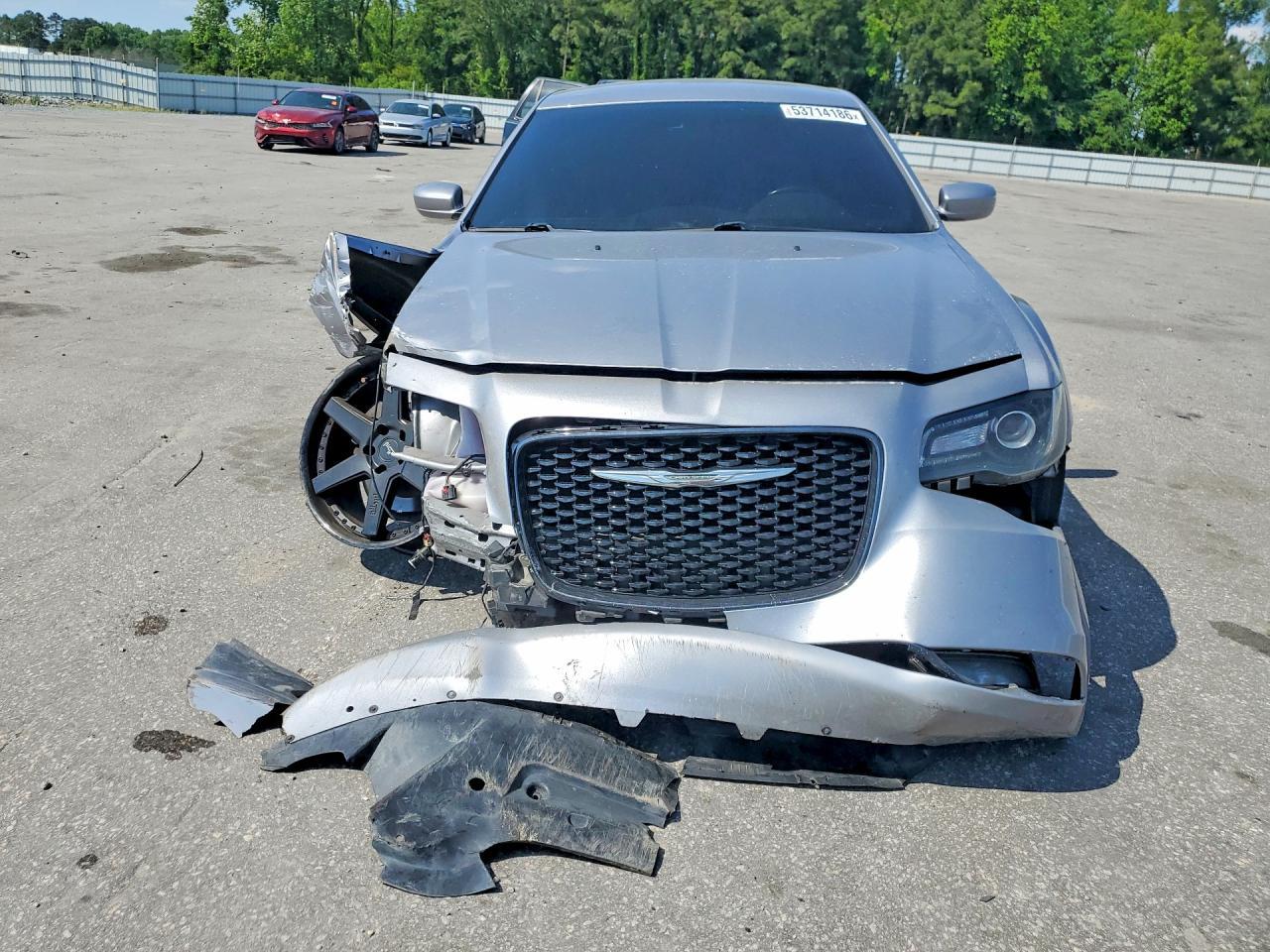 2016 CHRYSLER 300