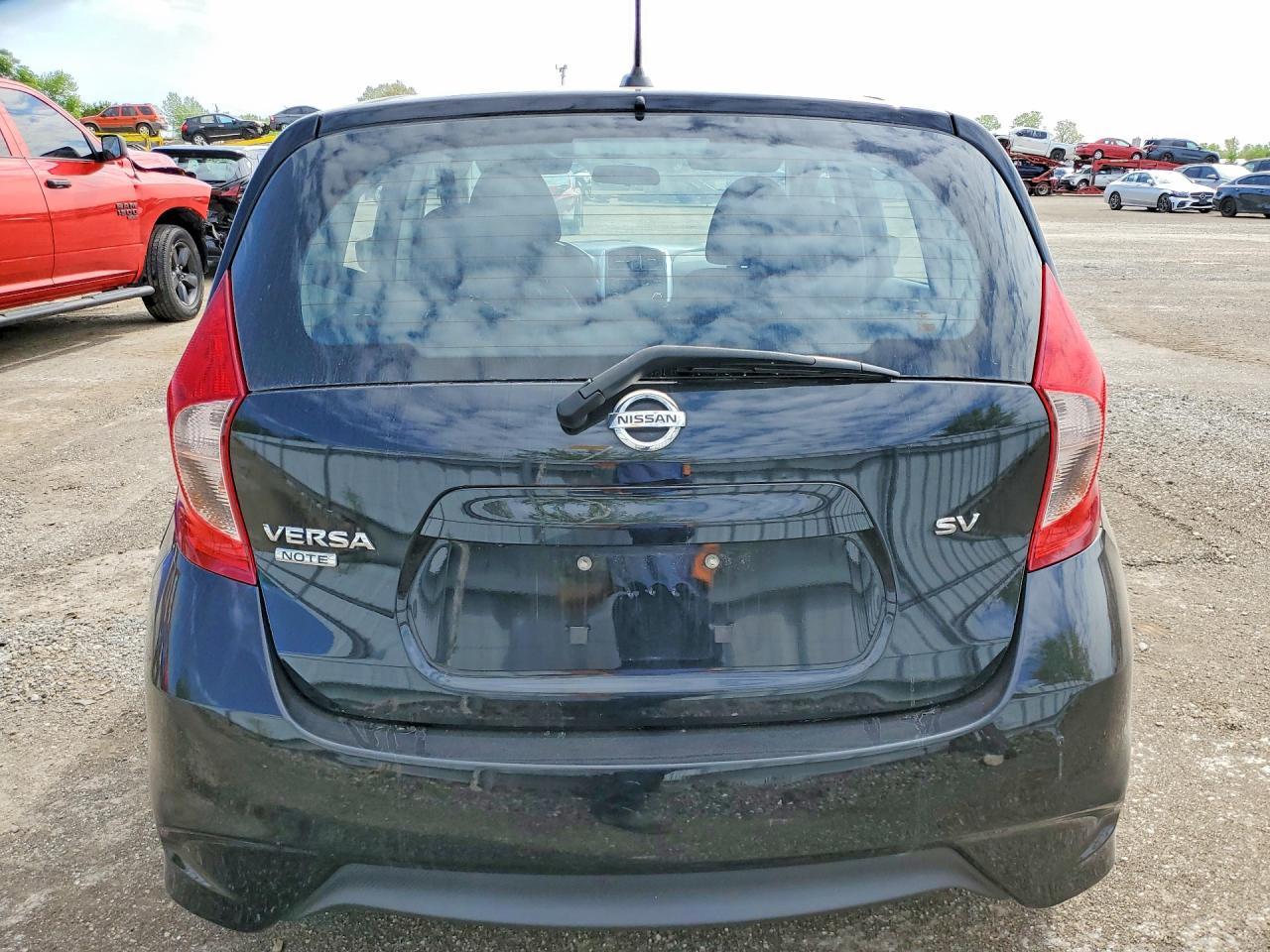 2017 NISSAN Versa Note