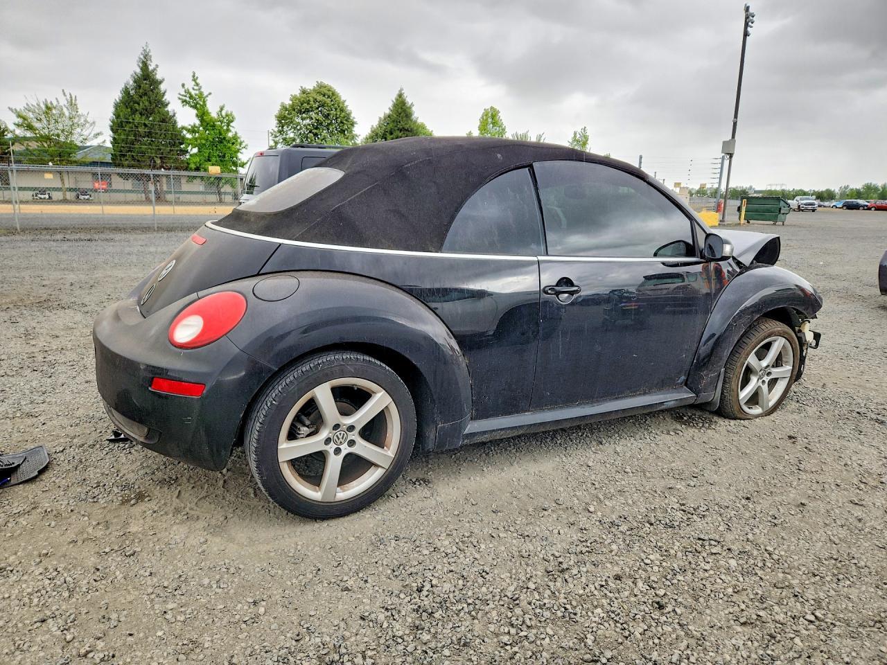 2010 VOLKSWAGEN Beetle