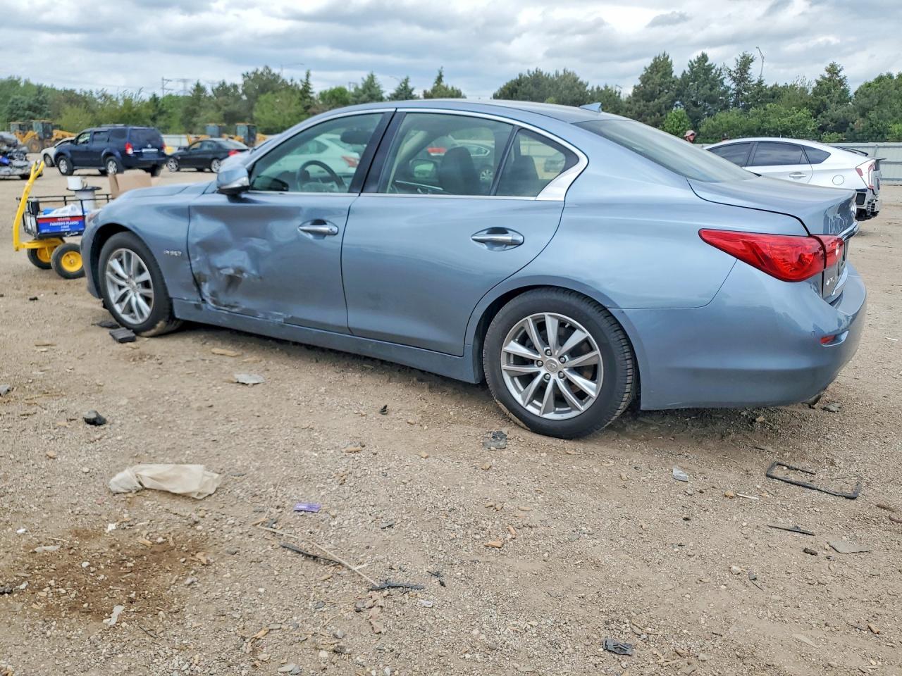 2014 INFINITI Q50