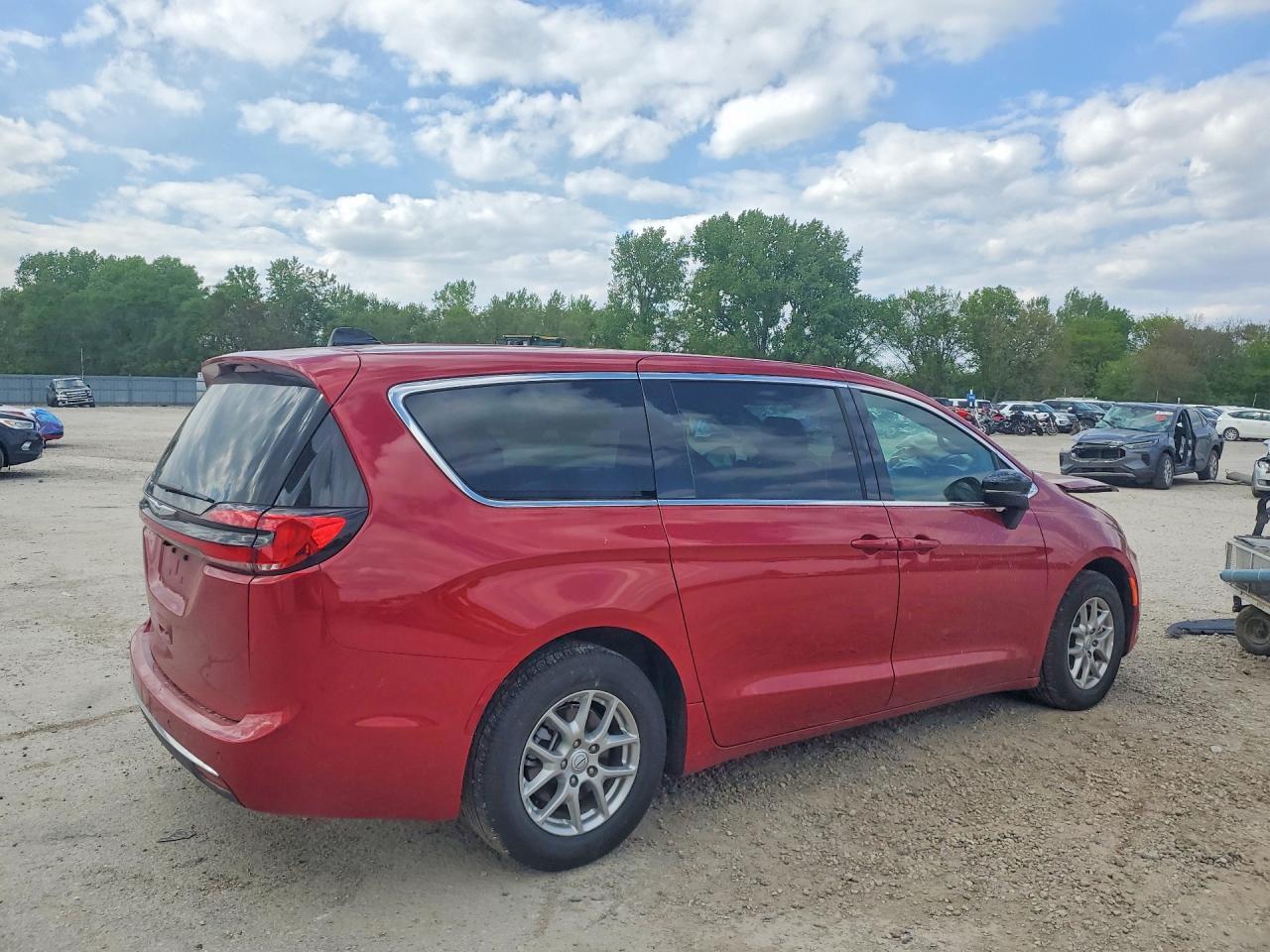 2026 CHRYSLER Pacifica