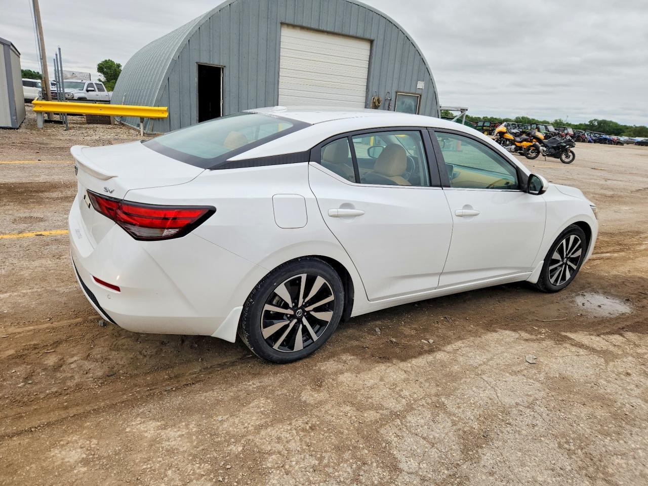 2021 NISSAN SENTRA