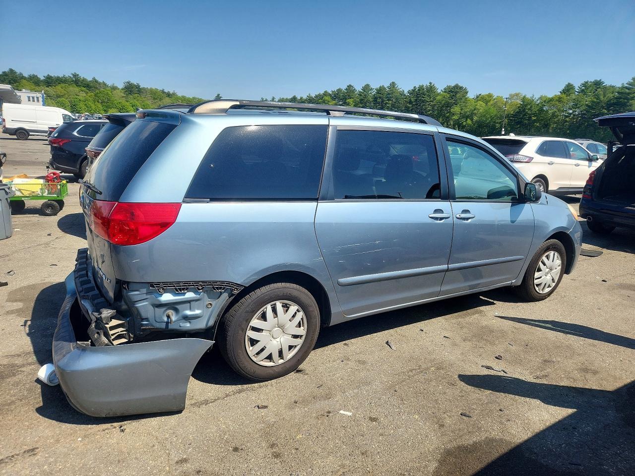 2009 TOYOTA SIENNA