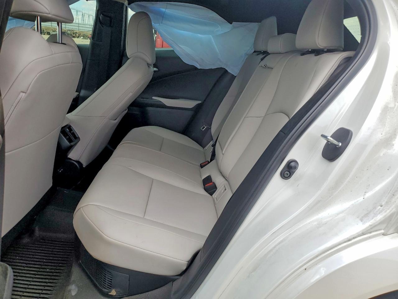 2025 LEXUS UX 300H