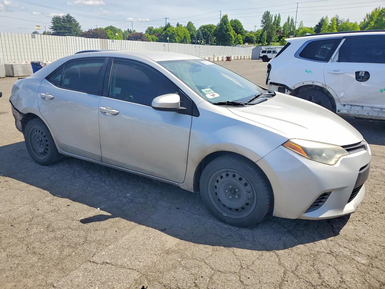 2016 TOYOTA COROLLA