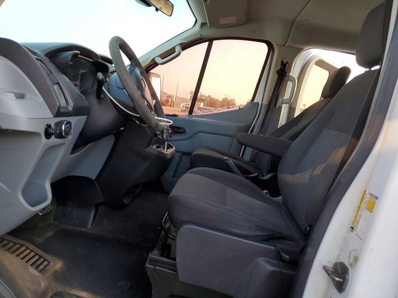 2017 FORD Transit