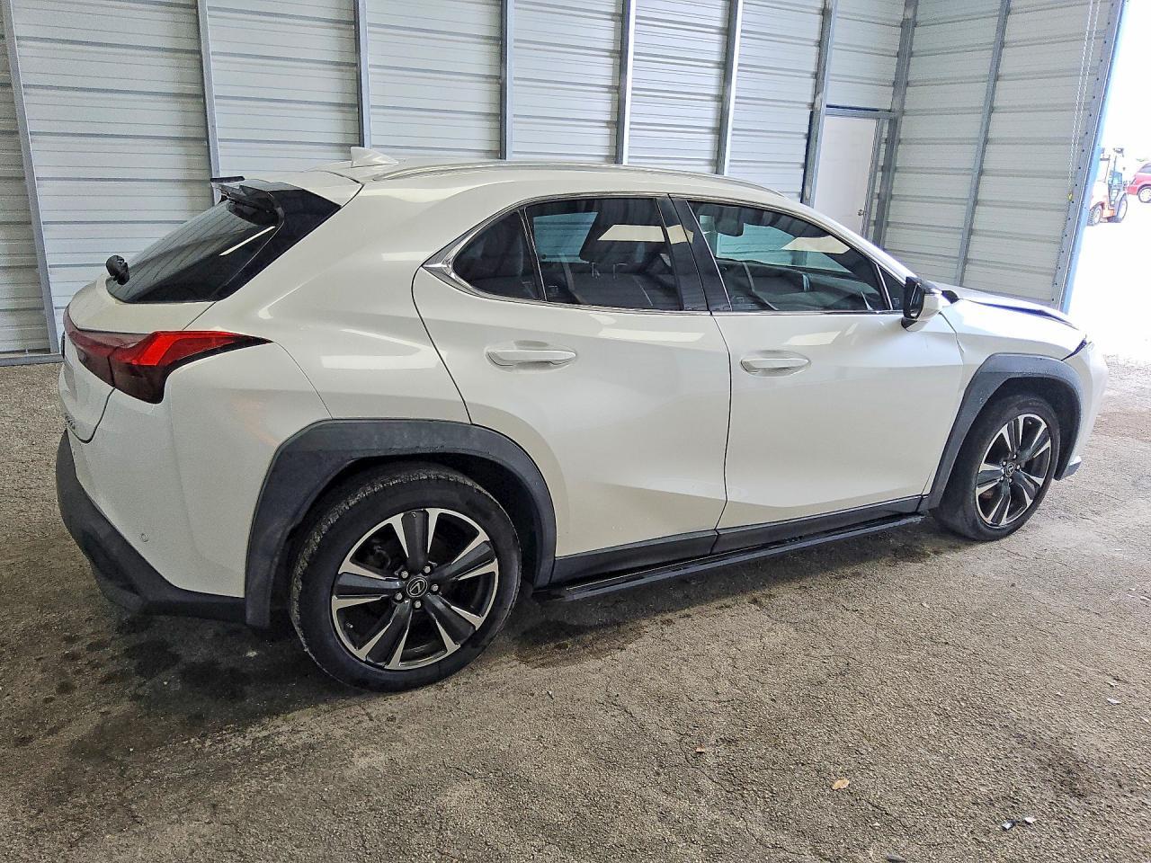 2020 LEXUS UX 200