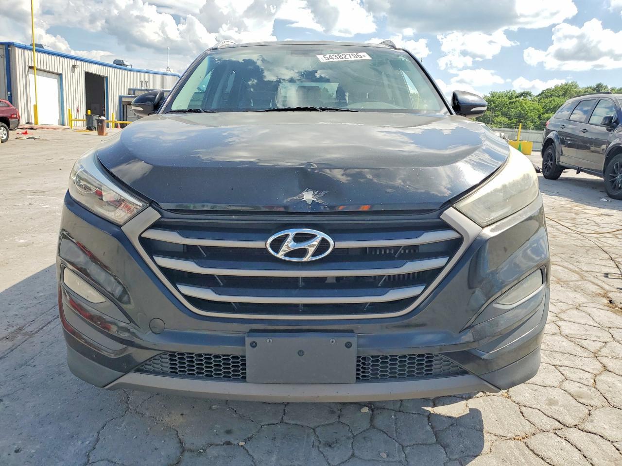 2016 HYUNDAI TUCSON