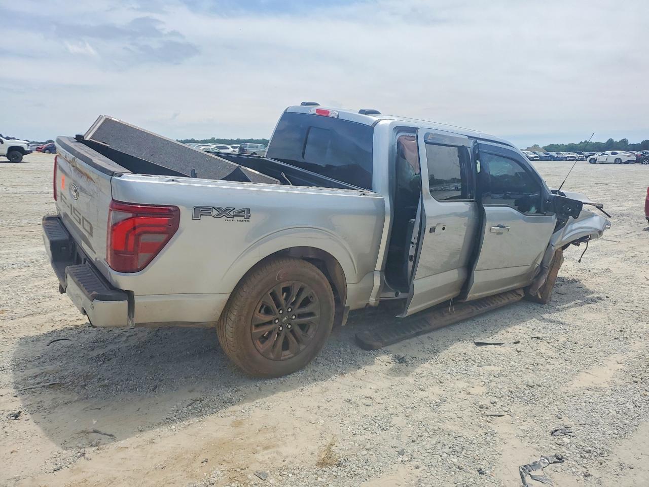 2024 FORD F-150 Lightning