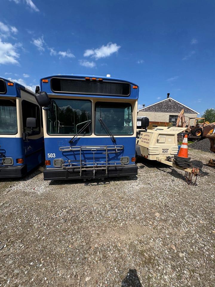 2005 Gillig Transit Bus