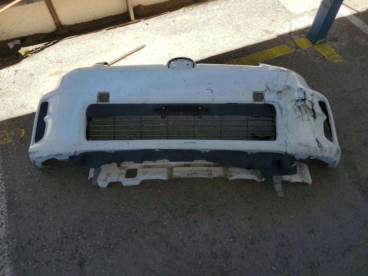 2012 SCION xB