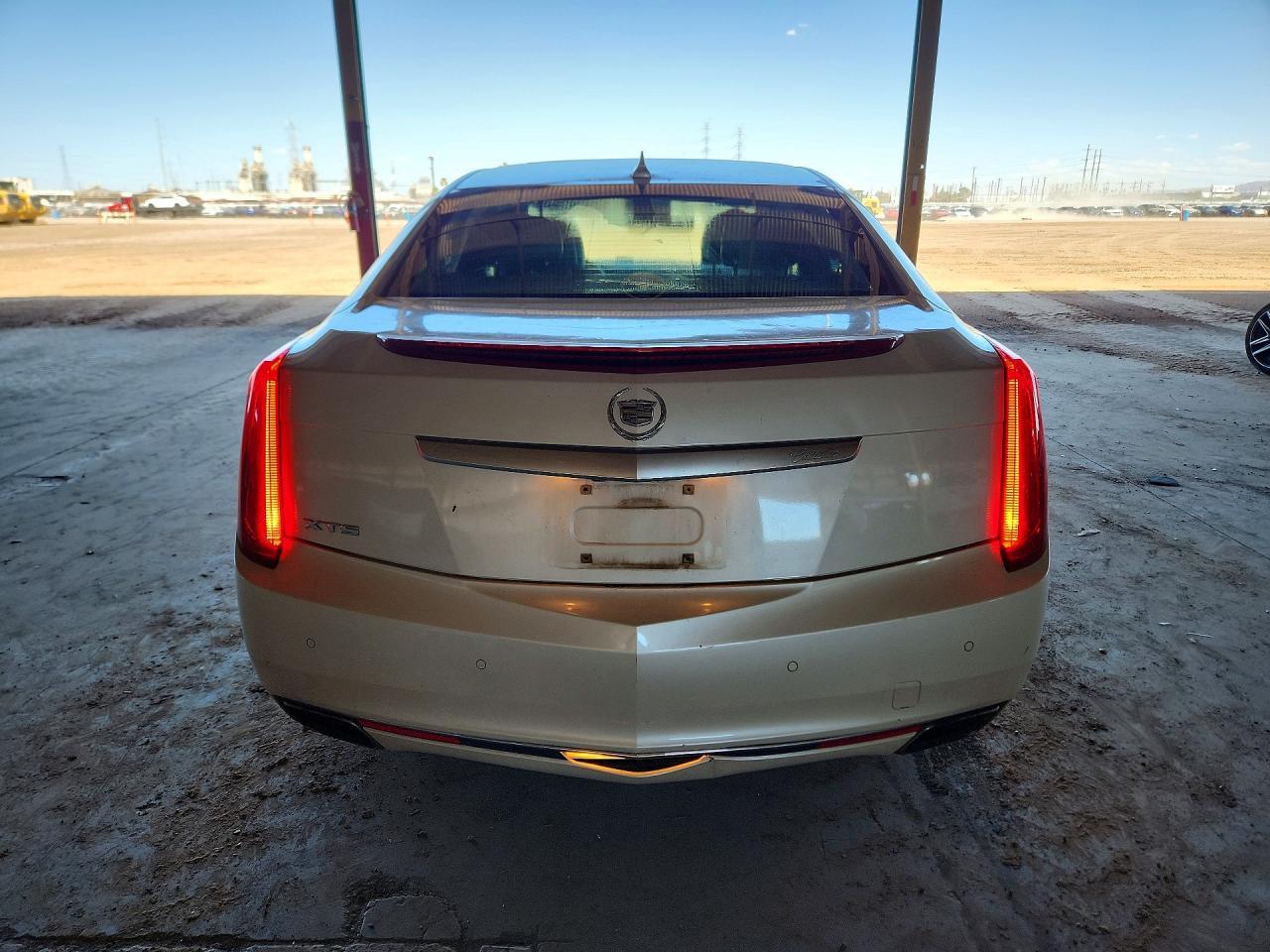 2013 CADILLAC XTS
