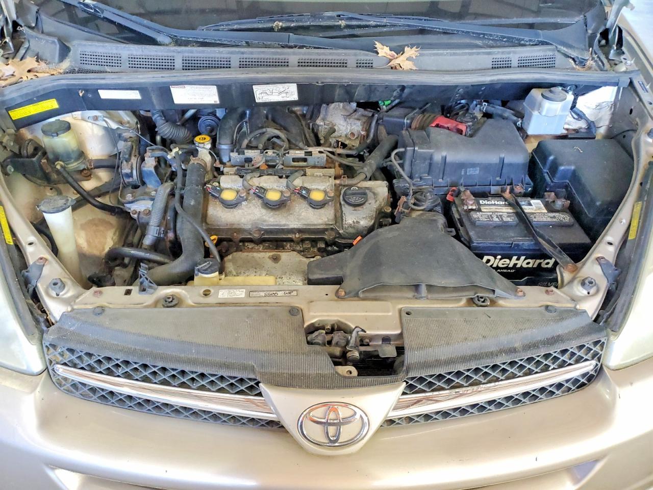 2005 TOYOTA SIENNA