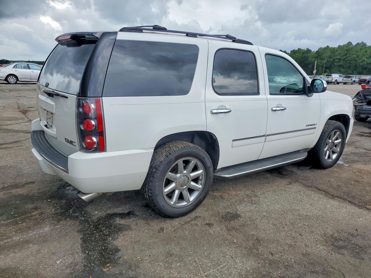 2011 GMC Yukon
