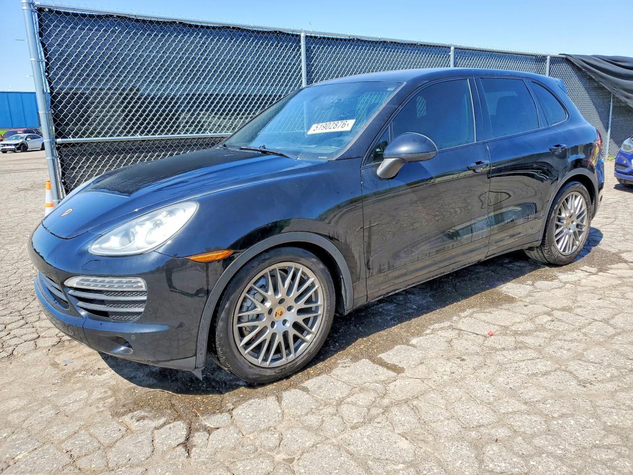 2014 PORSCHE CAYENNE