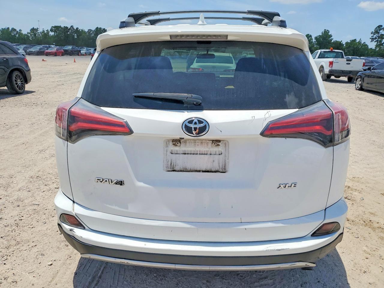 2016 TOYOTA RAV4
