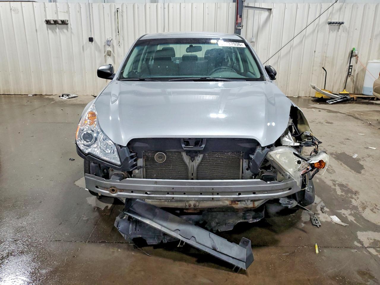 2011 SUBARU Legacy
