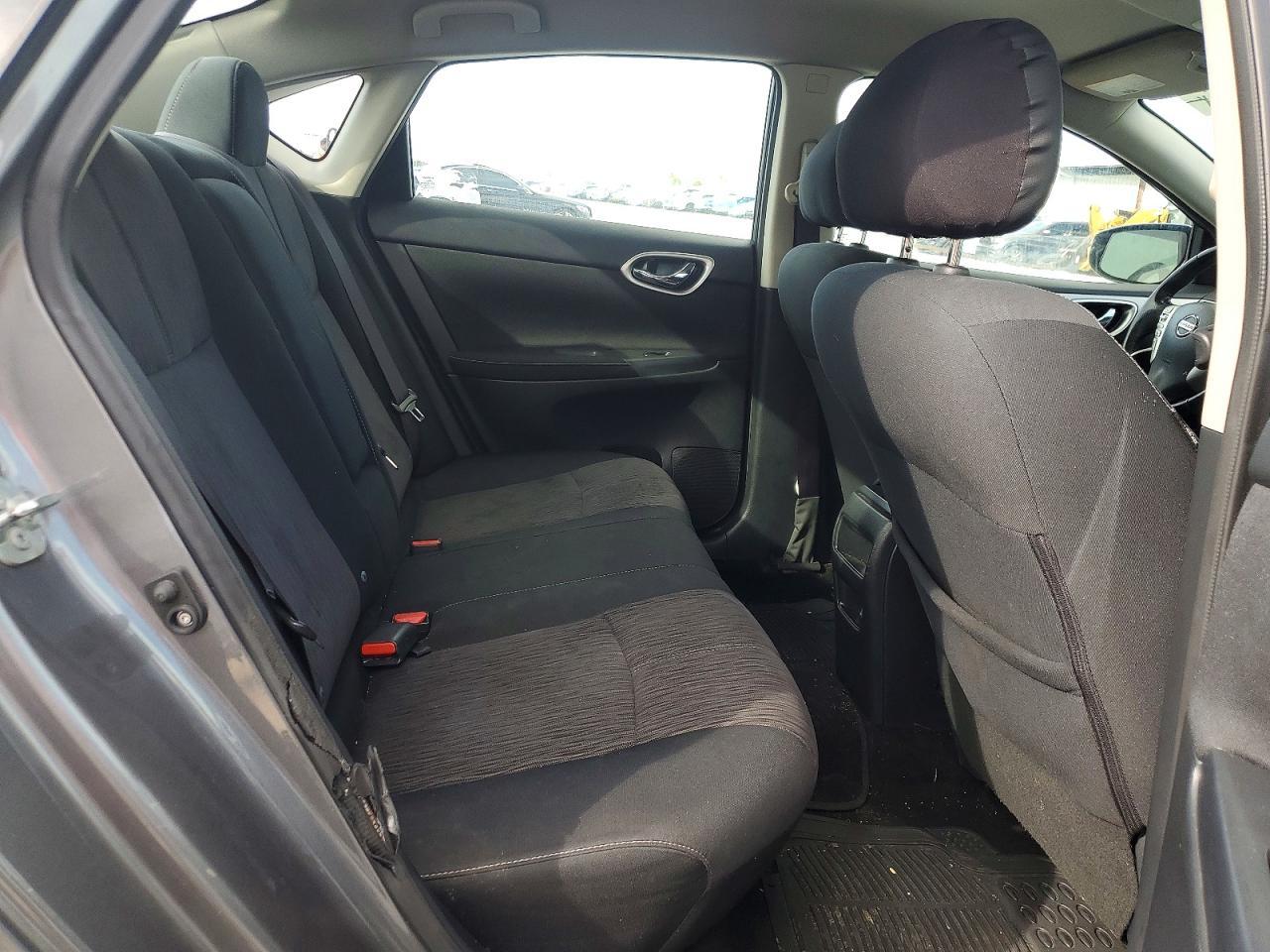 2015 NISSAN SENTRA