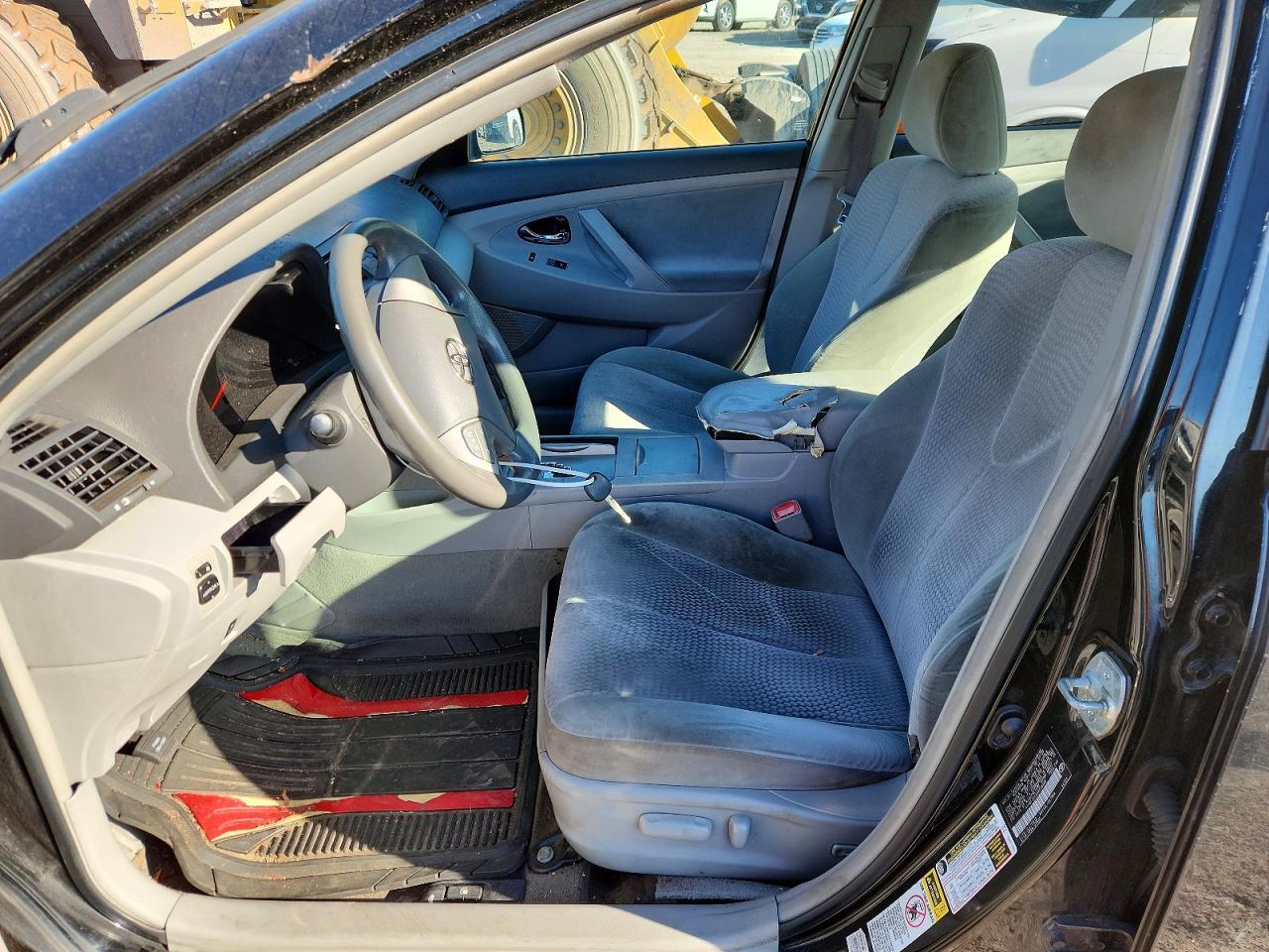2010 TOYOTA CAMRY