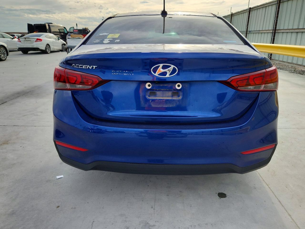 2022 HYUNDAI ACCENT
