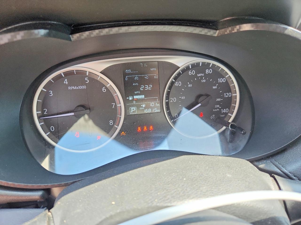 2025 NISSAN VERSA