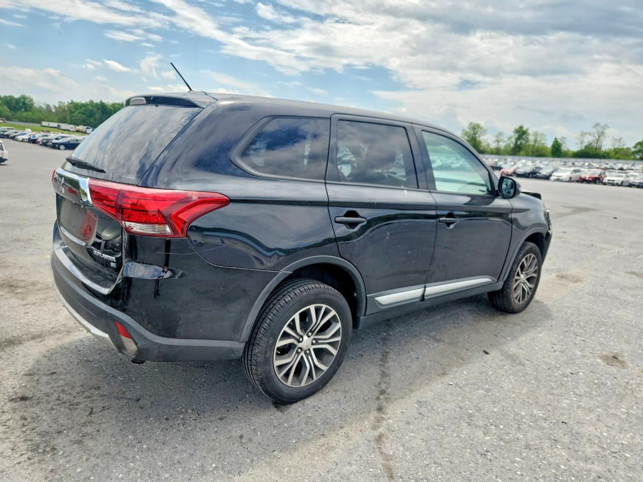 2016 MITSUBISHI outlander
