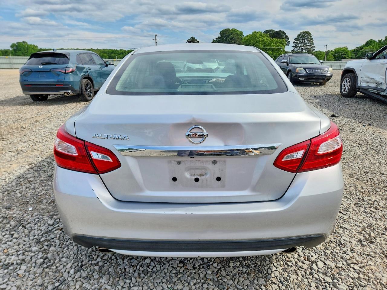2017 NISSAN ALTIMA