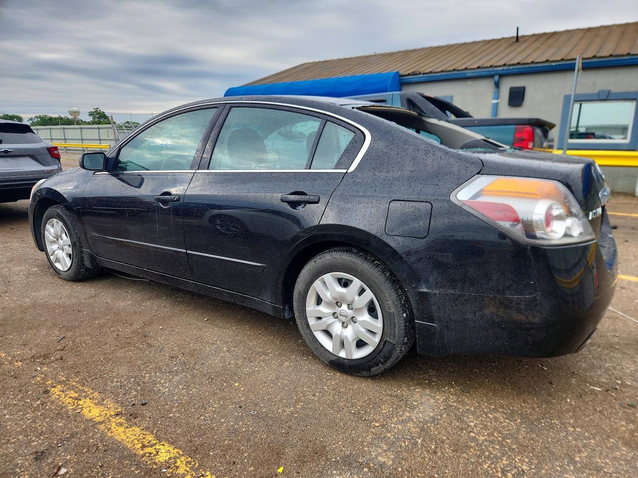 2010 NISSAN ALTIMA