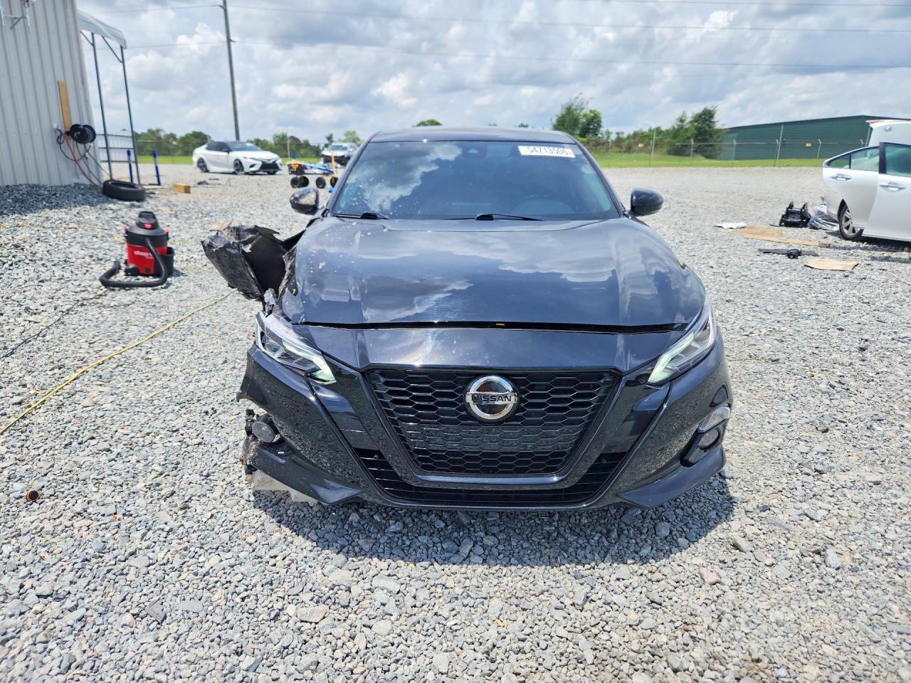 2022 NISSAN ALTIMA