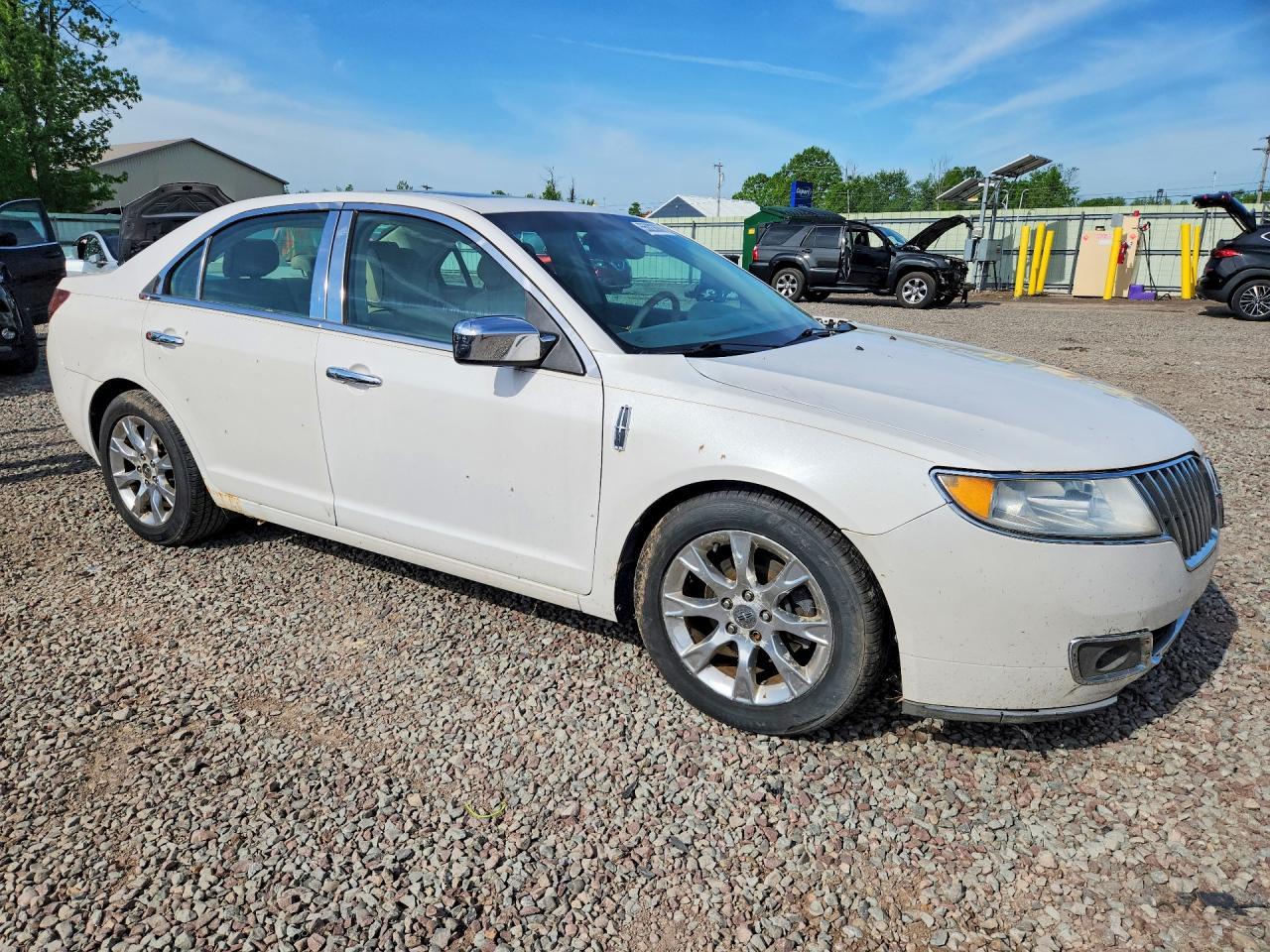 2012 LINCOLN MKZ
