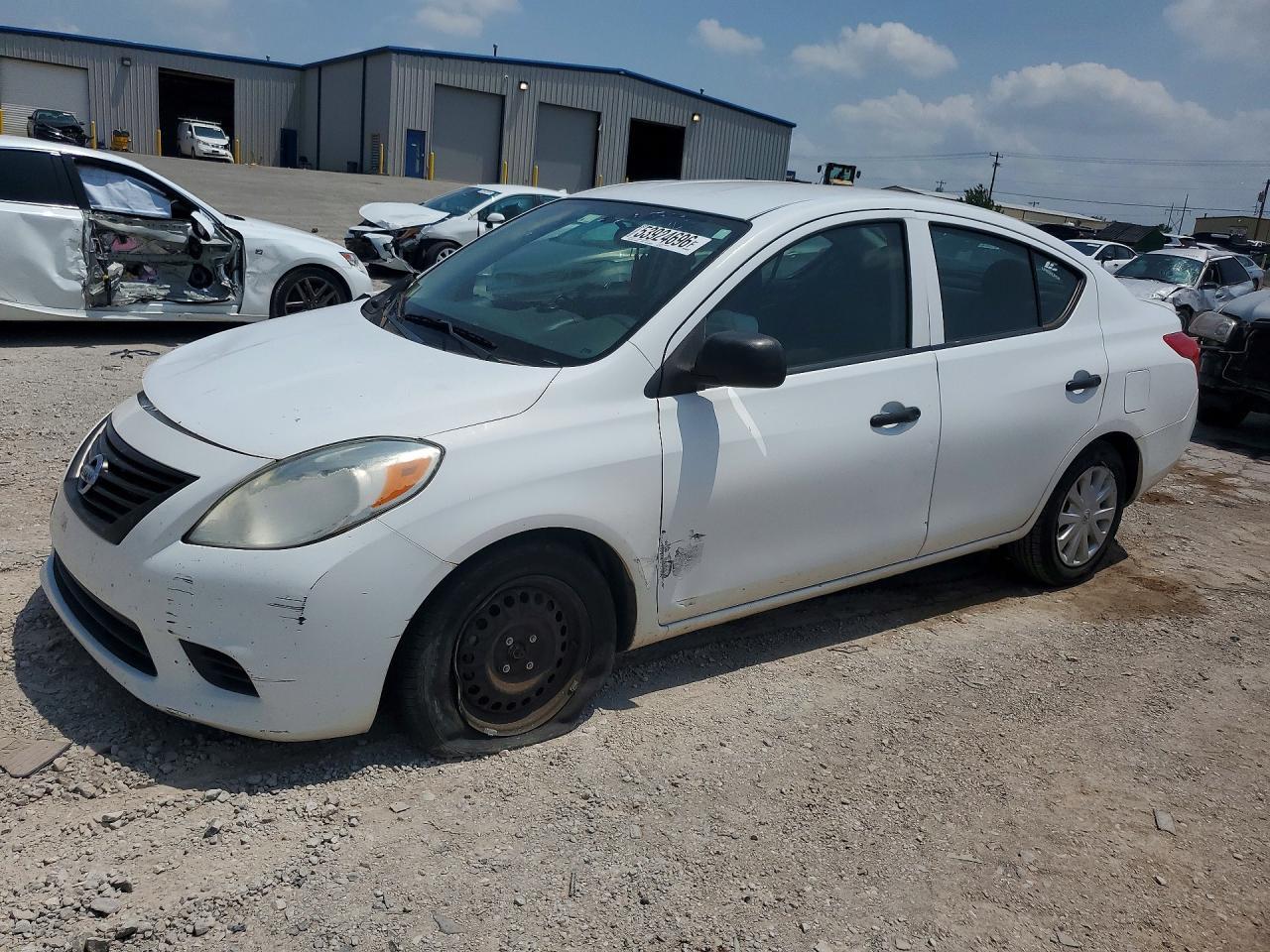 2014 NISSAN VERSA