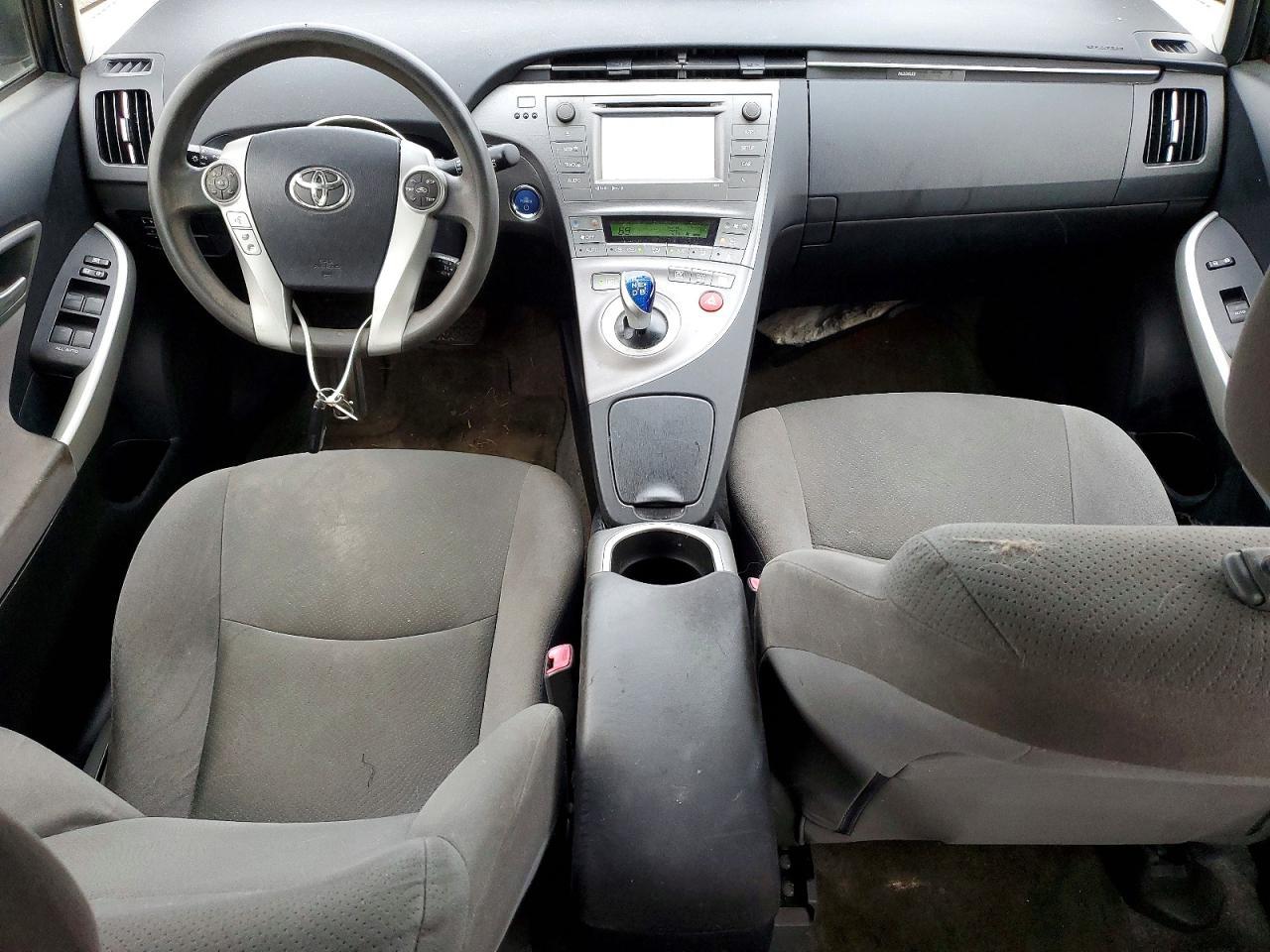 2013 TOYOTA PRIUS