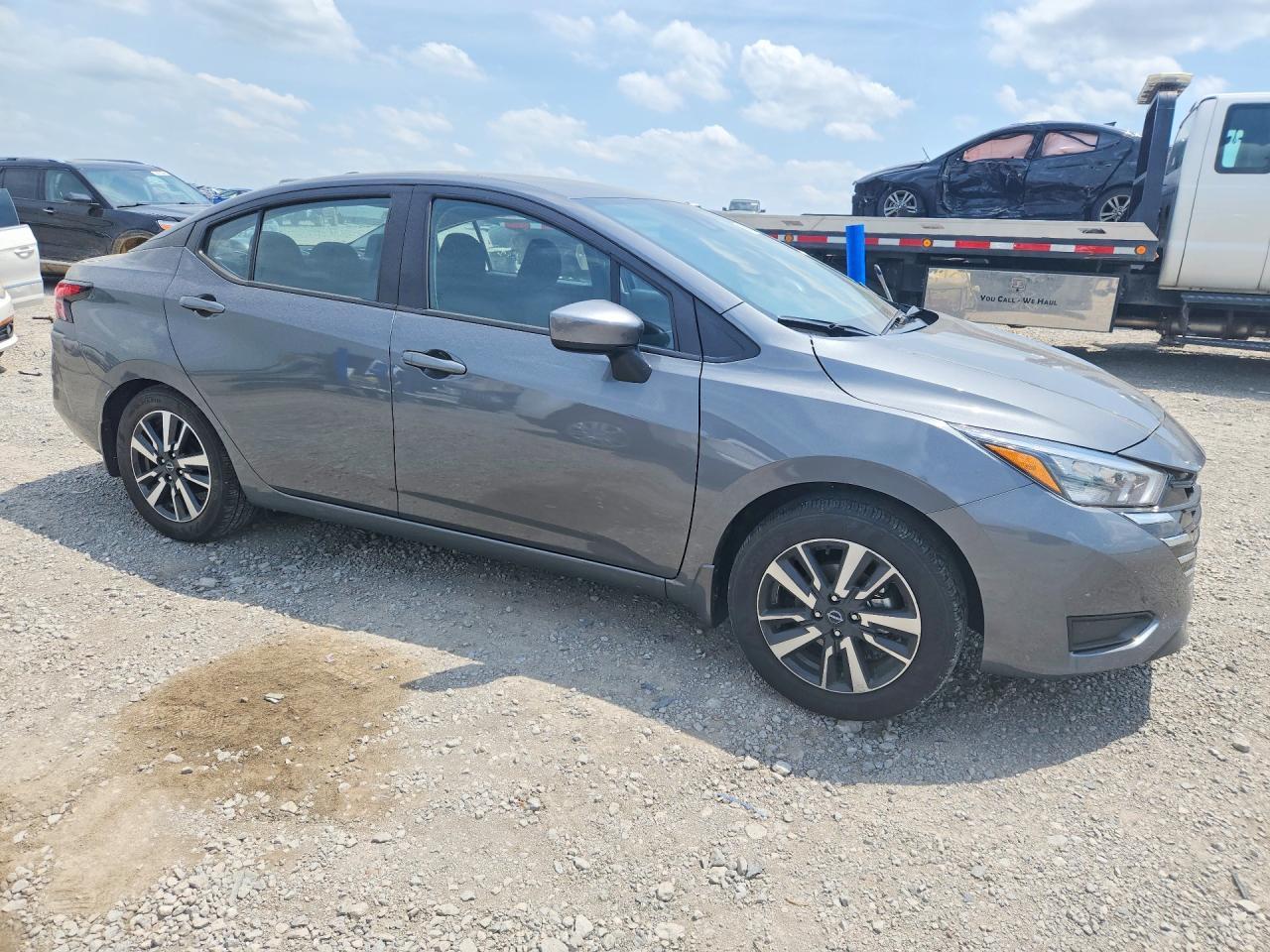 2025 NISSAN VERSA