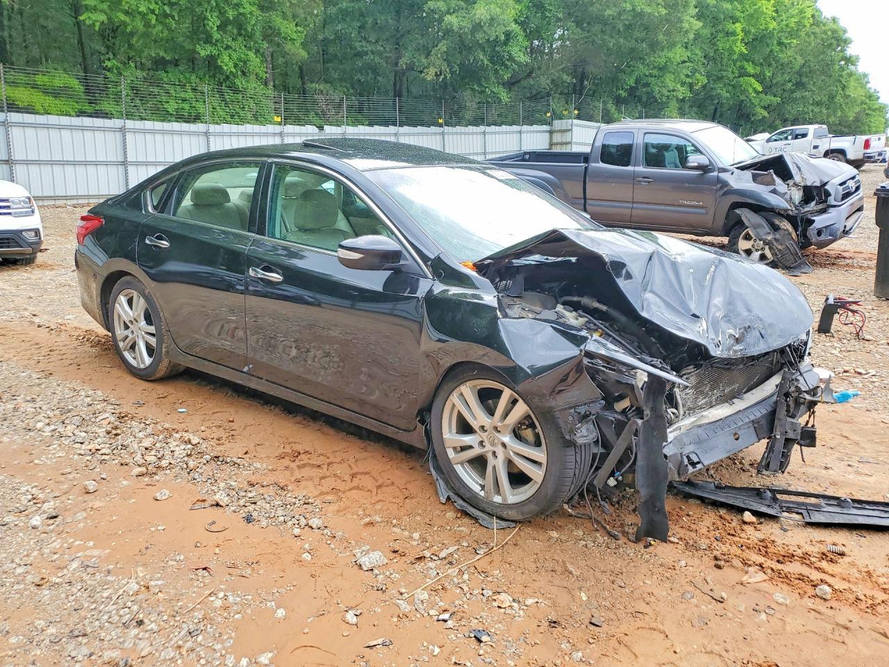 2016 NISSAN ALTIMA
